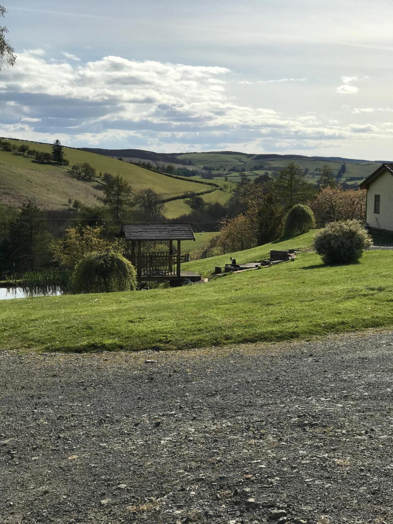 Apartment Pantyronen Tourer Holidays Llanbadarn Fynydd